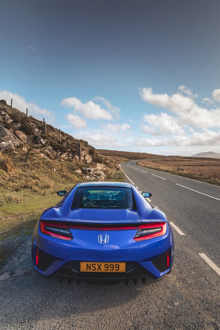  Honda NSX 2016 года  (UK) (фото 77 из 120)